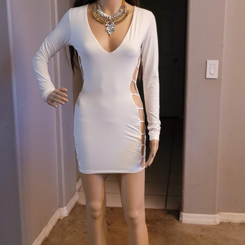 Beautiful Dress 💖 - Picture 8 of 8